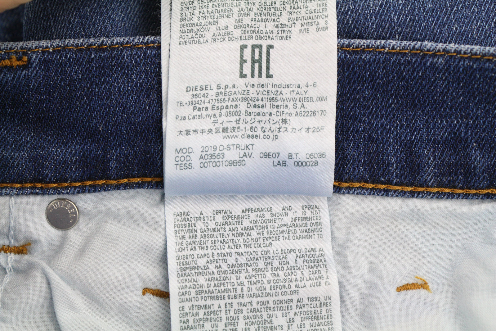 DIESEL 2019 D-Strukt 09E07 vyriški džinsai W31/L34 Slim Fit vidutinio juosmens, skalbti 