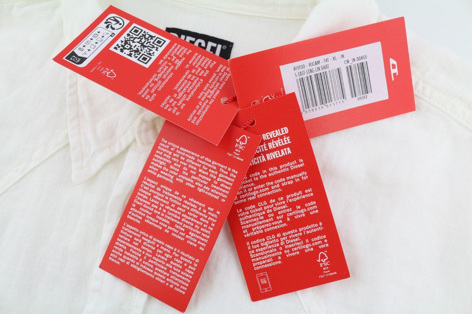 DIESEL S-East-Long-Lin vyriški marškiniai, XL dydžio, lininiai, su sagomis, platėjančia apykakle. Rekomenduojama kaina – 175 €. 