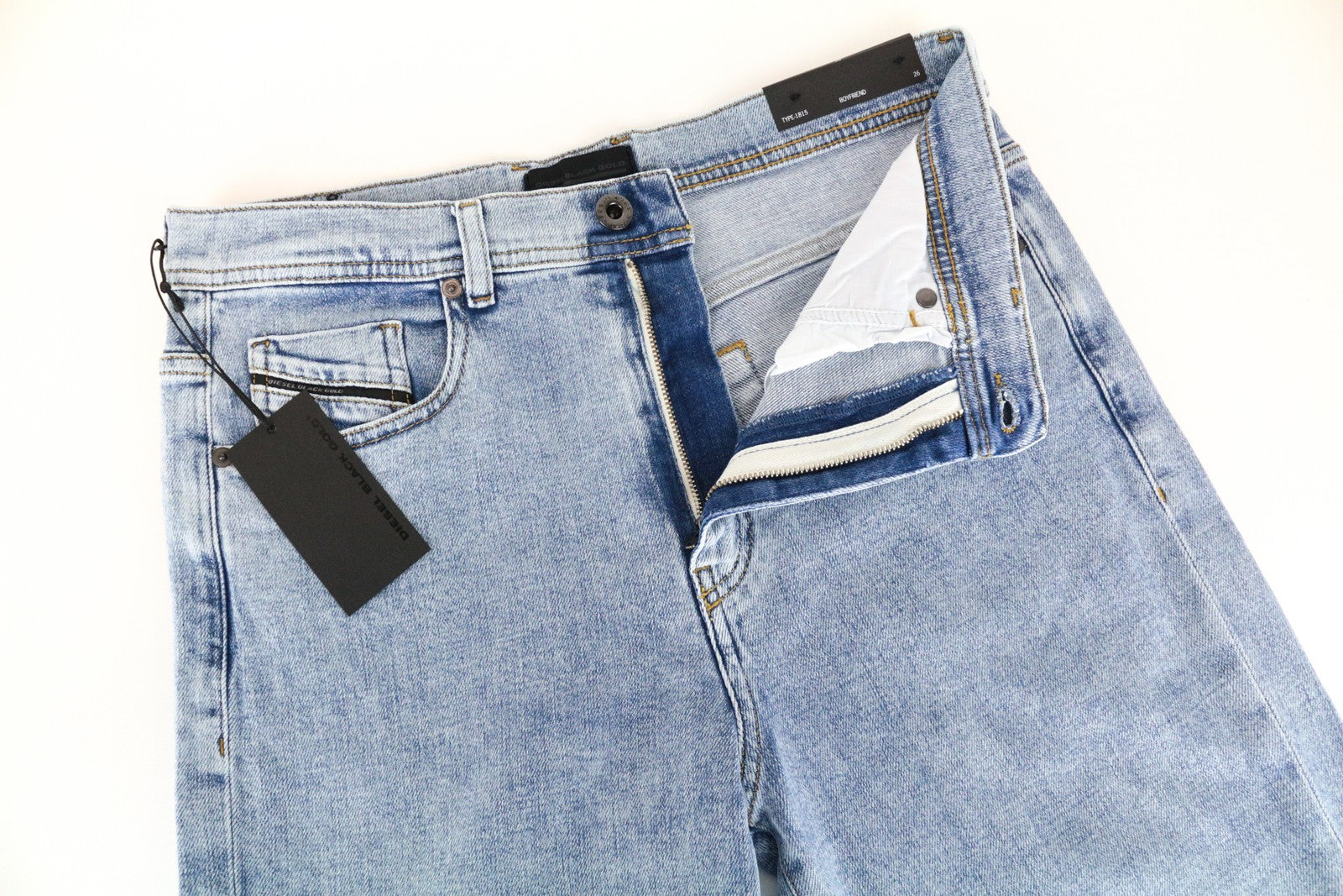 DIESEL Type-1815 W26 juodi auksiniai džinsai moterims, boyfriend fit, mėlyni, medvilniniai. 