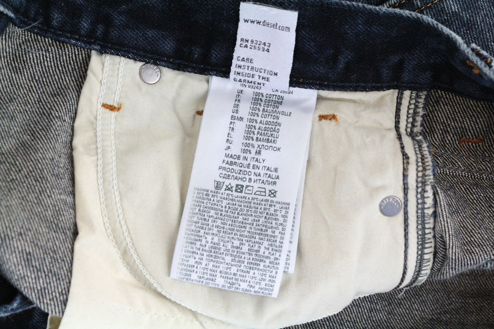 DIESEL Alys 084ZK W25/L30 tiesūs džinsai mėlyni skalbtos medvilnės moterims 