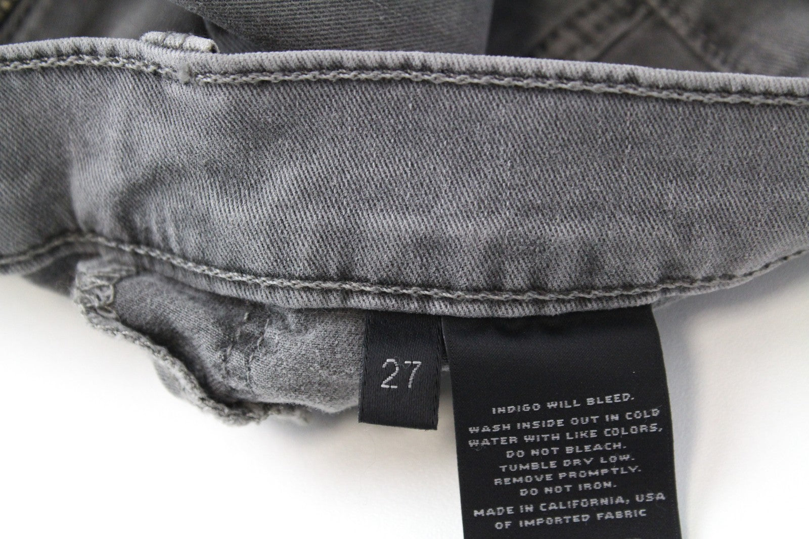 J BRAND aptempti pilki džinsai W27 tamprūs medvilniniai moteriški džinsai su plėšytais keliais 