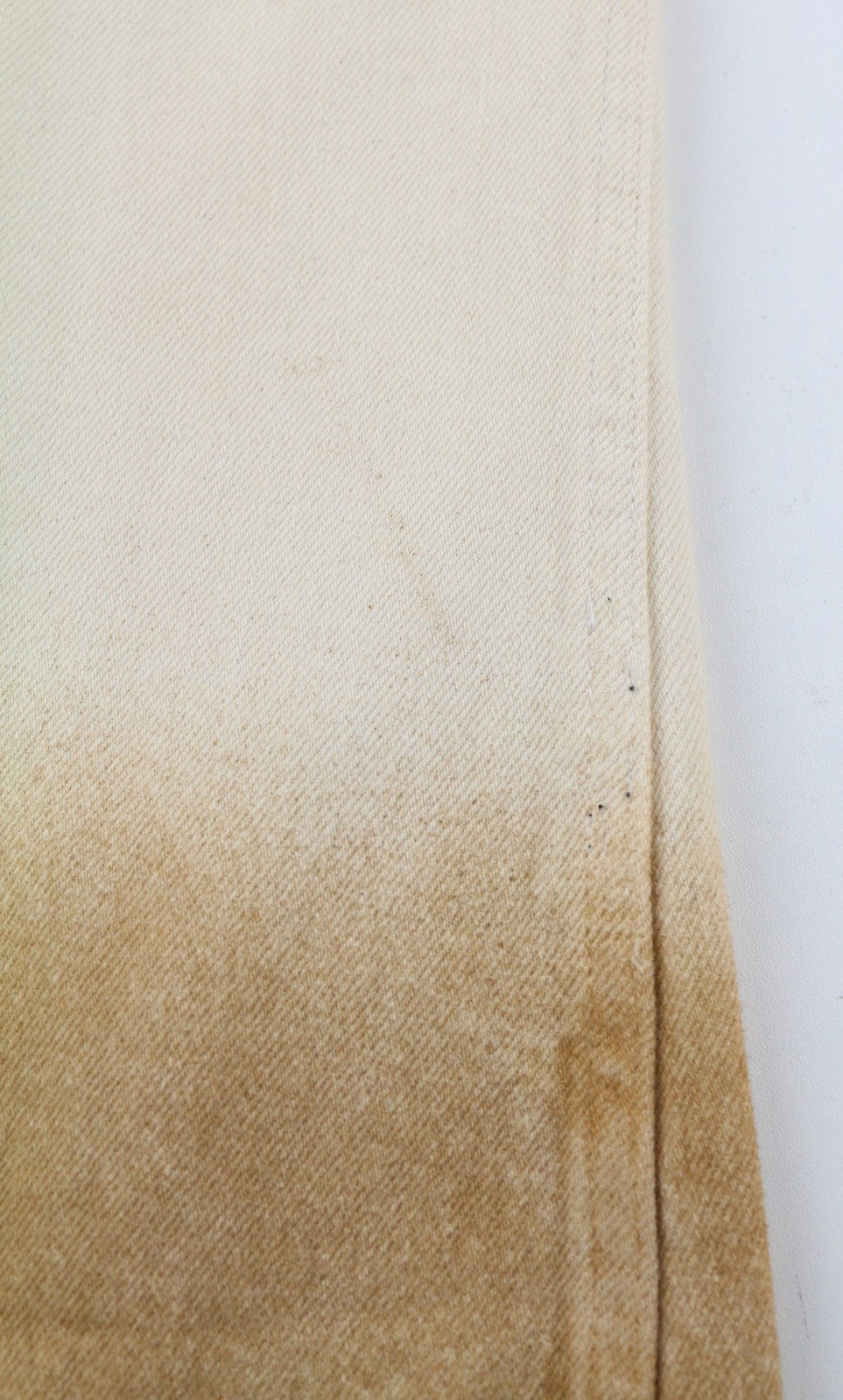 ALANUI ryškių atspalvių vyriški marškinėliai, L dydžio, smėlio spalvos, rudi, unisex marškinėliai su palaidine, rekomenduojama kaina – 699 € 