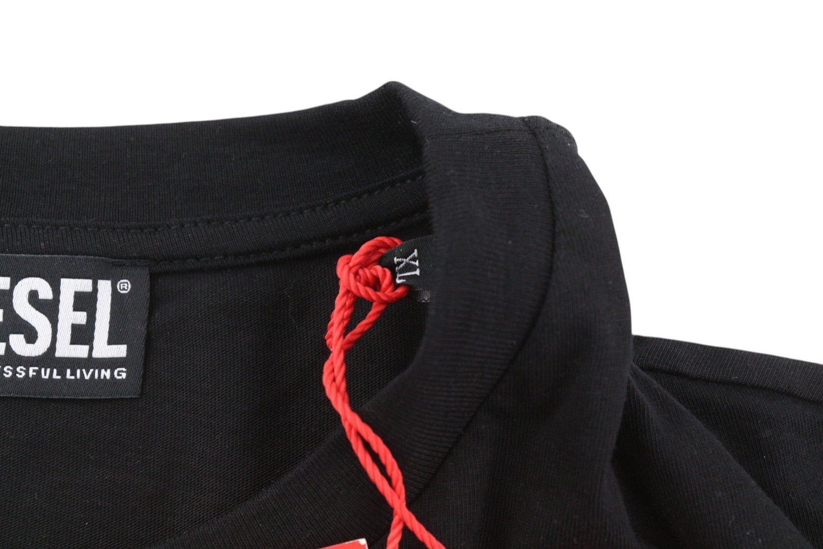 DIESEL D-Egor-New-Ita moteriška suknelė XL dydžio, juoda, trumpomis rankovėmis, trikotažinio stiliaus, laisvalaikio stiliaus, su logotipu. 