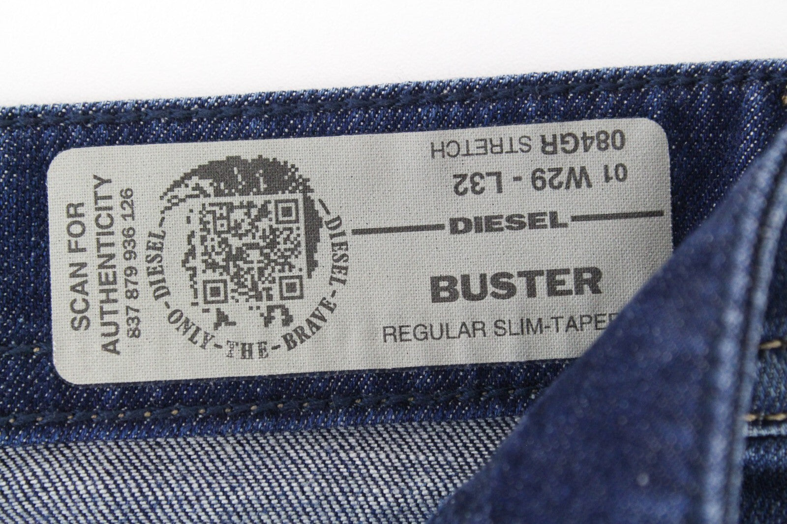 DIESEL Buster 084GR vyriški džinsai W29 L32 Slim Fit tamprūs siaurėjantys džinsai su sagomis, mėlynos spalvos 