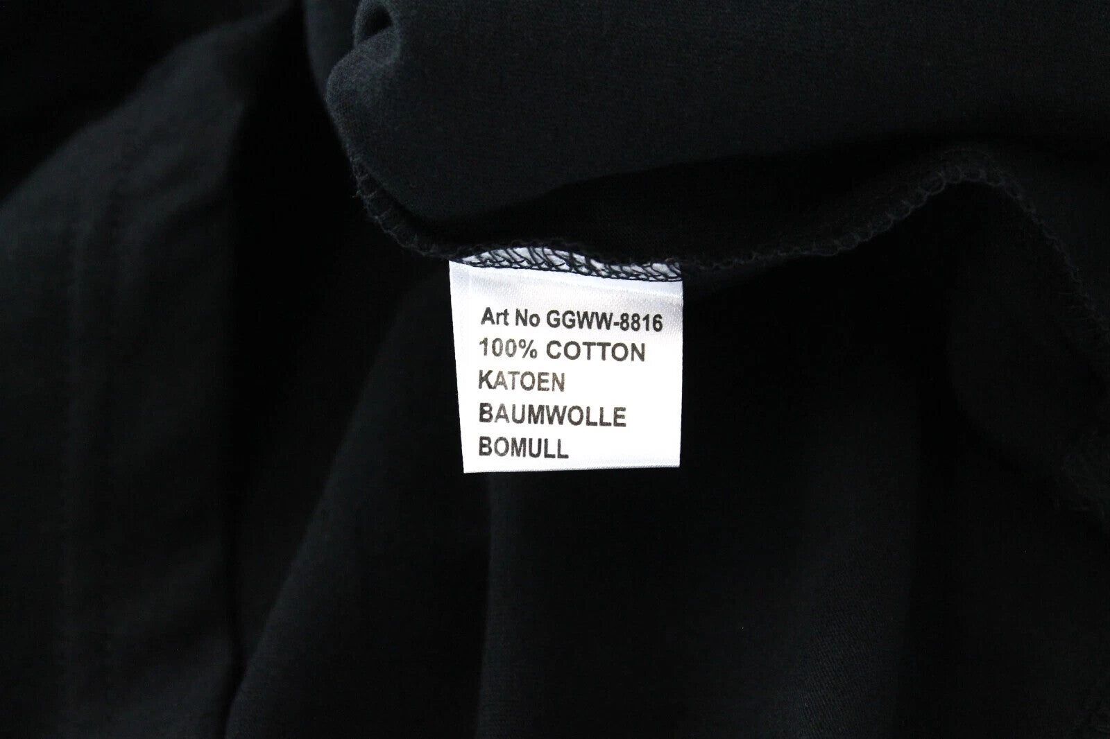 GOOD GENES L juodi medvilniniai vyriški marškinėliai apvalia kaklo iškirpte ir trumpomis rankovėmis 