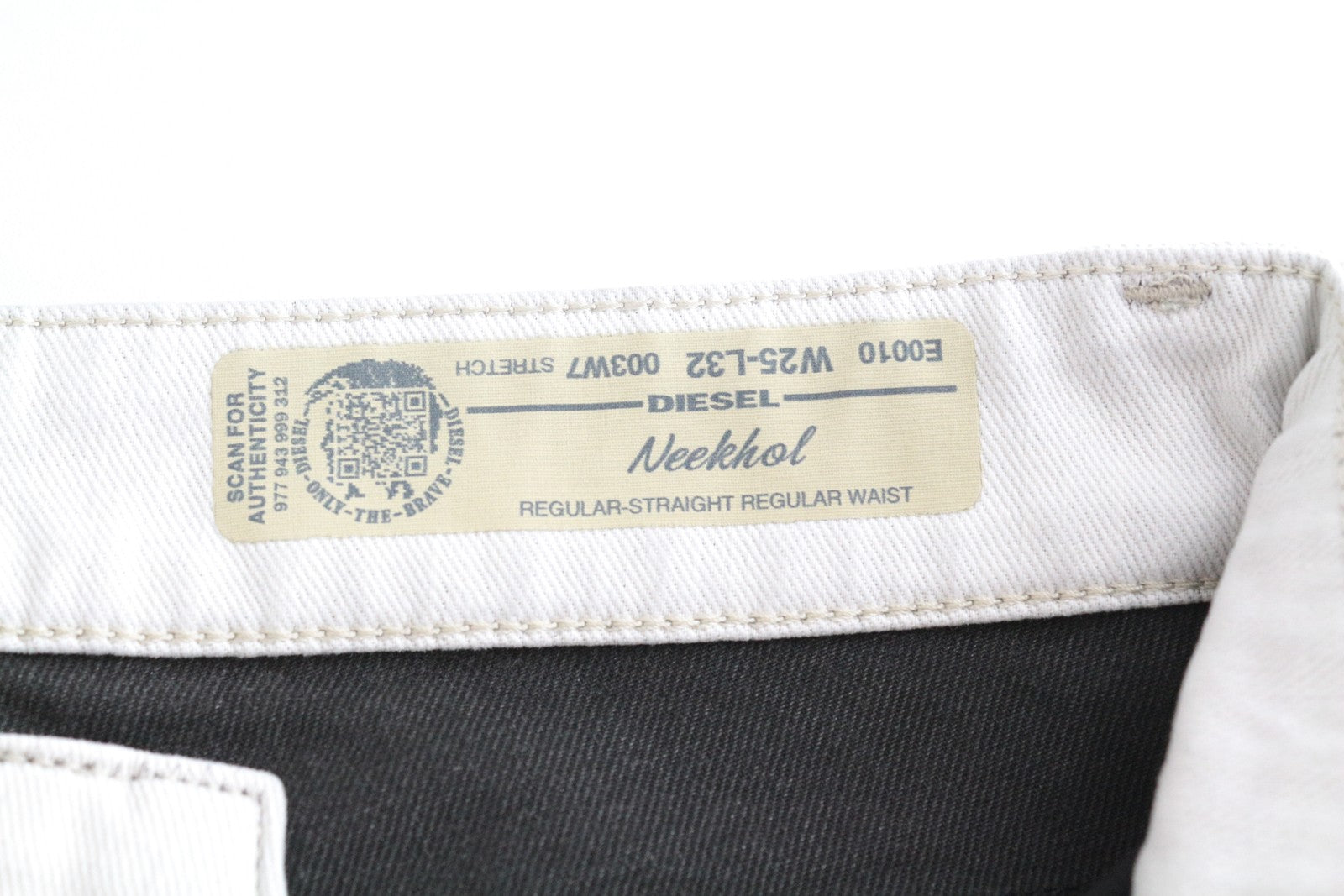 DIESEL Neekhol 003W7 moteriški W25 L32 mėlyni, tiesūs, tamprūs medvilniniai džinsai 