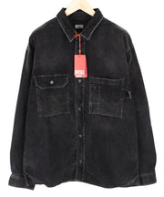 DIESEL S-Bun-Cord vyriški marškinėliai, 2XL, rekomenduojama kaina – 175 €, velvetas, sagomis užsegamos, išskleistos kišenės. 