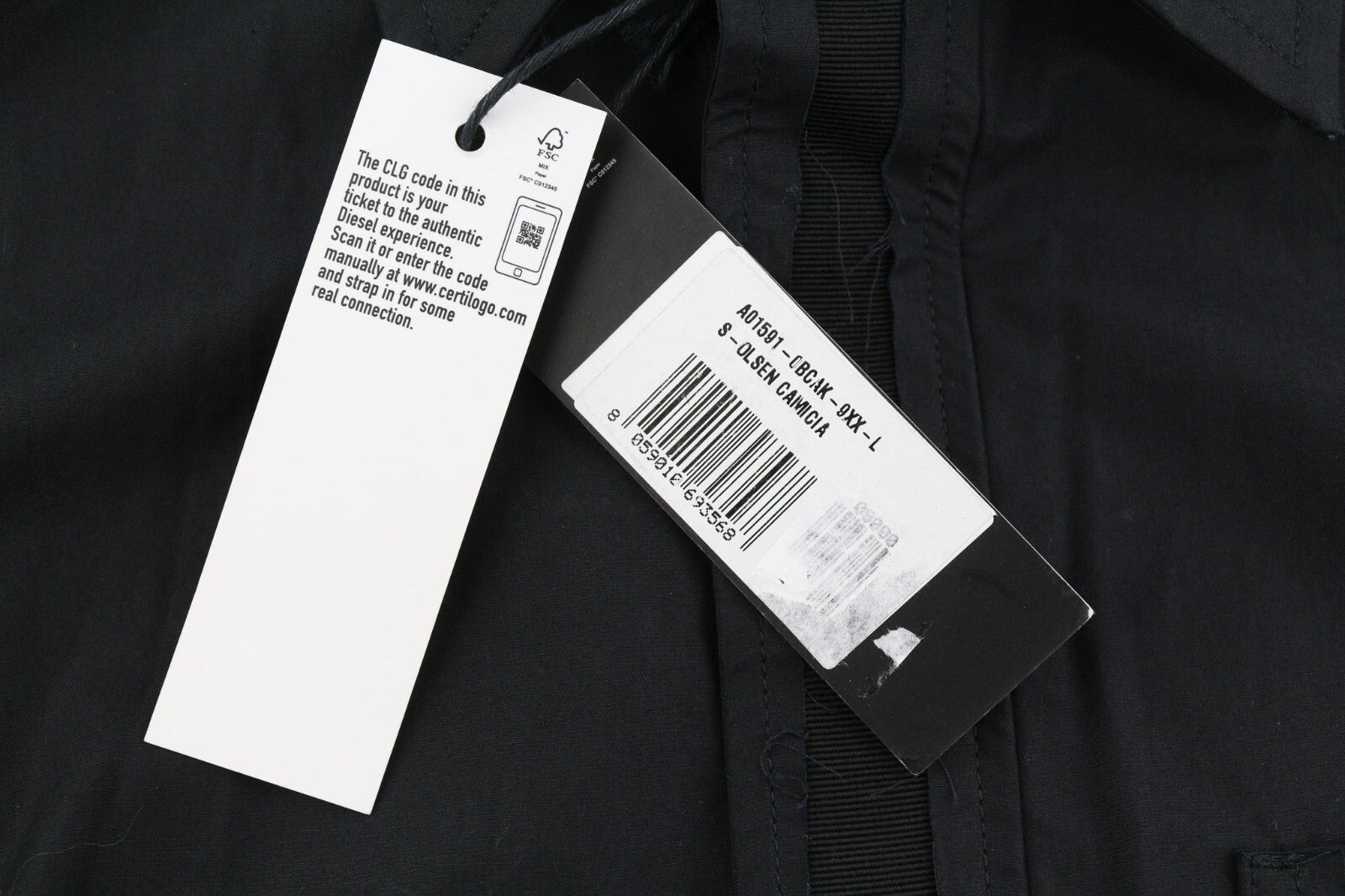 DIESEL S-Olsen vyriški marškinėliai, juodi, L dydžio, su paslėptomis sagomis, kišenėmis ir išplatinta kaklo dalimi.