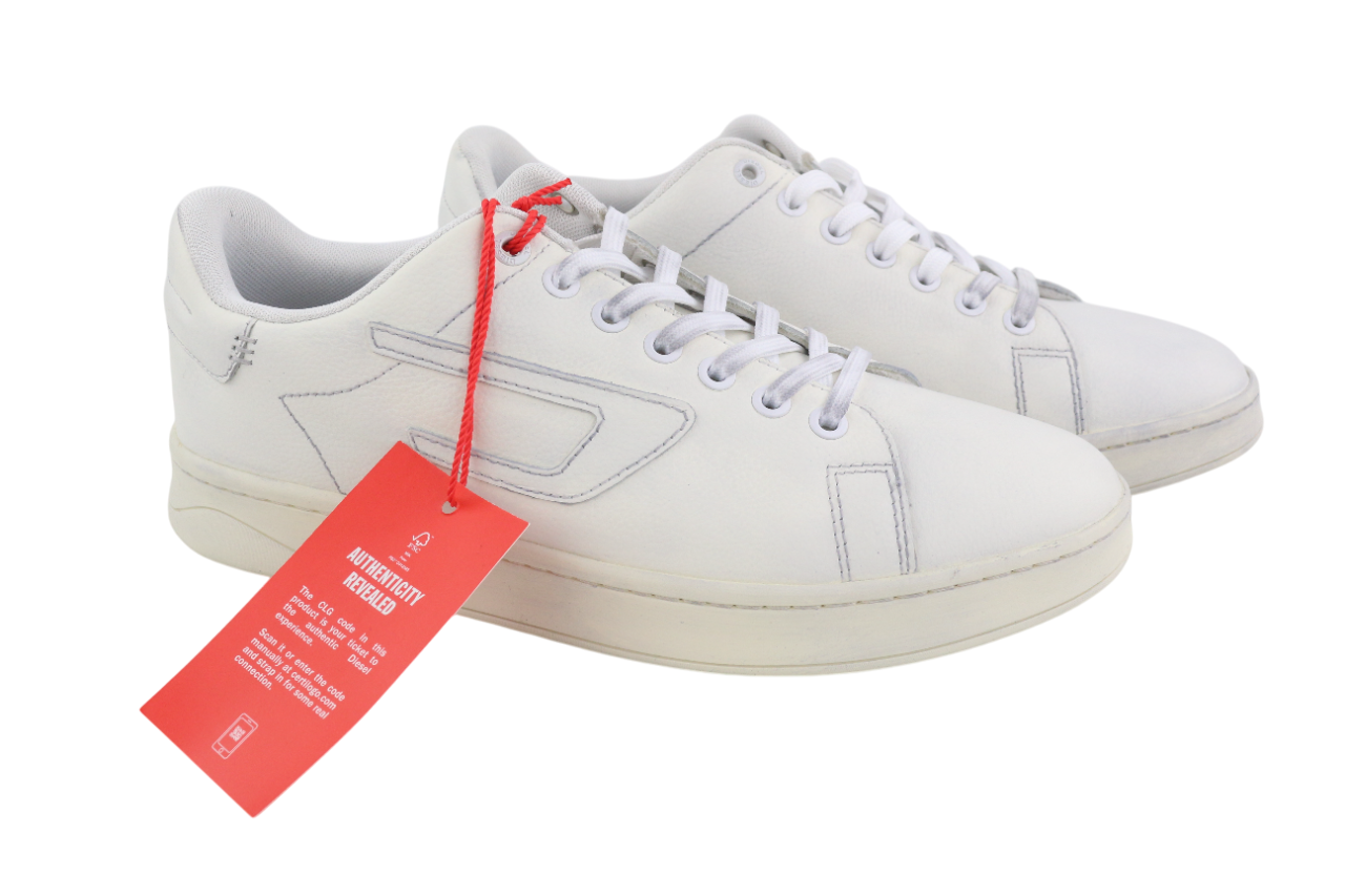 DIESEL S-Athene žemakulniai vyriški sportbačiai, balti, odiniai, suvarstomi, EU41, kaina – 160 € 