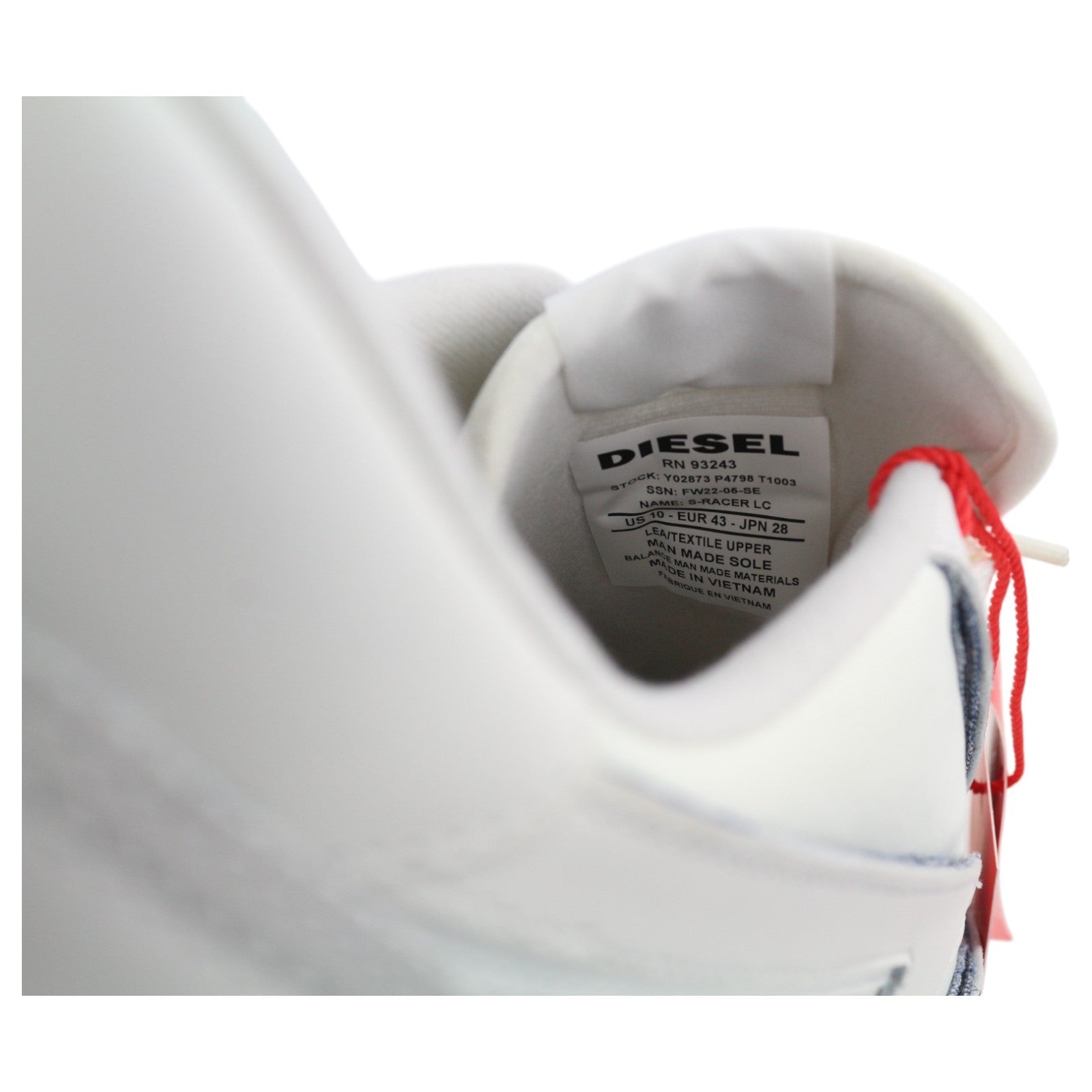 DIESEL S-Racer LC vyriški sportbačiai, balti, zomšiniai, žemakulniai, EU43, kaina – 195 € 