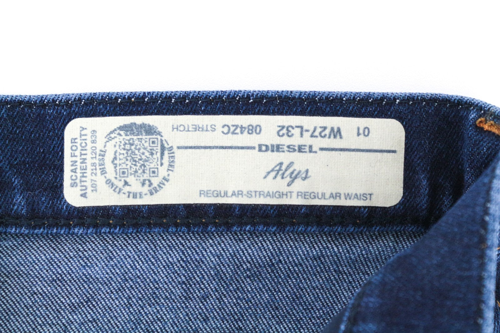 DIESEL Alys 084ZC moteriški W27 L32 mėlyni tiesaus kirpimo džinsai iš medvilnės