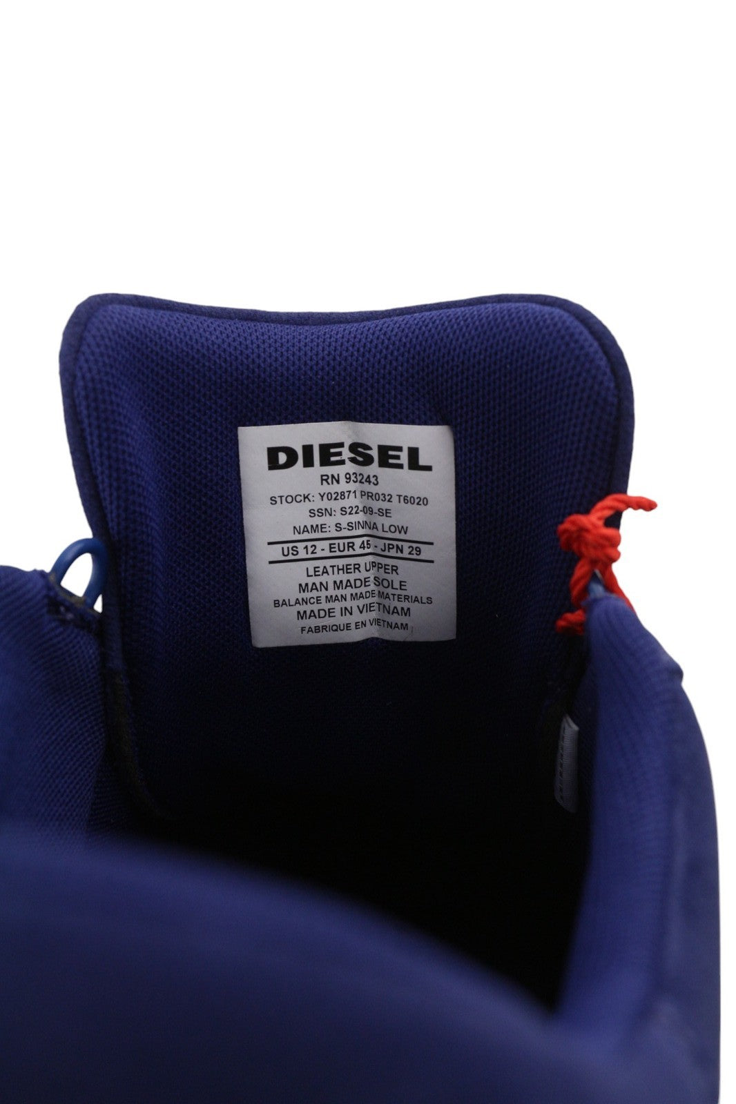 DIESEL S-Sinna žemakulniai vyriški sportbačiai, 45 dydžio, mėlyni, karvės odos, žemakulniai, rekomenduojama kaina – 160 € 