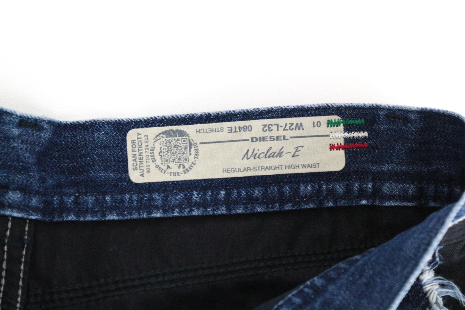 DIESEL Niclah-E 084TE moteriški džinsai W27/L32 tiesūs medvilniniai mėlyni skalbti džinsai 