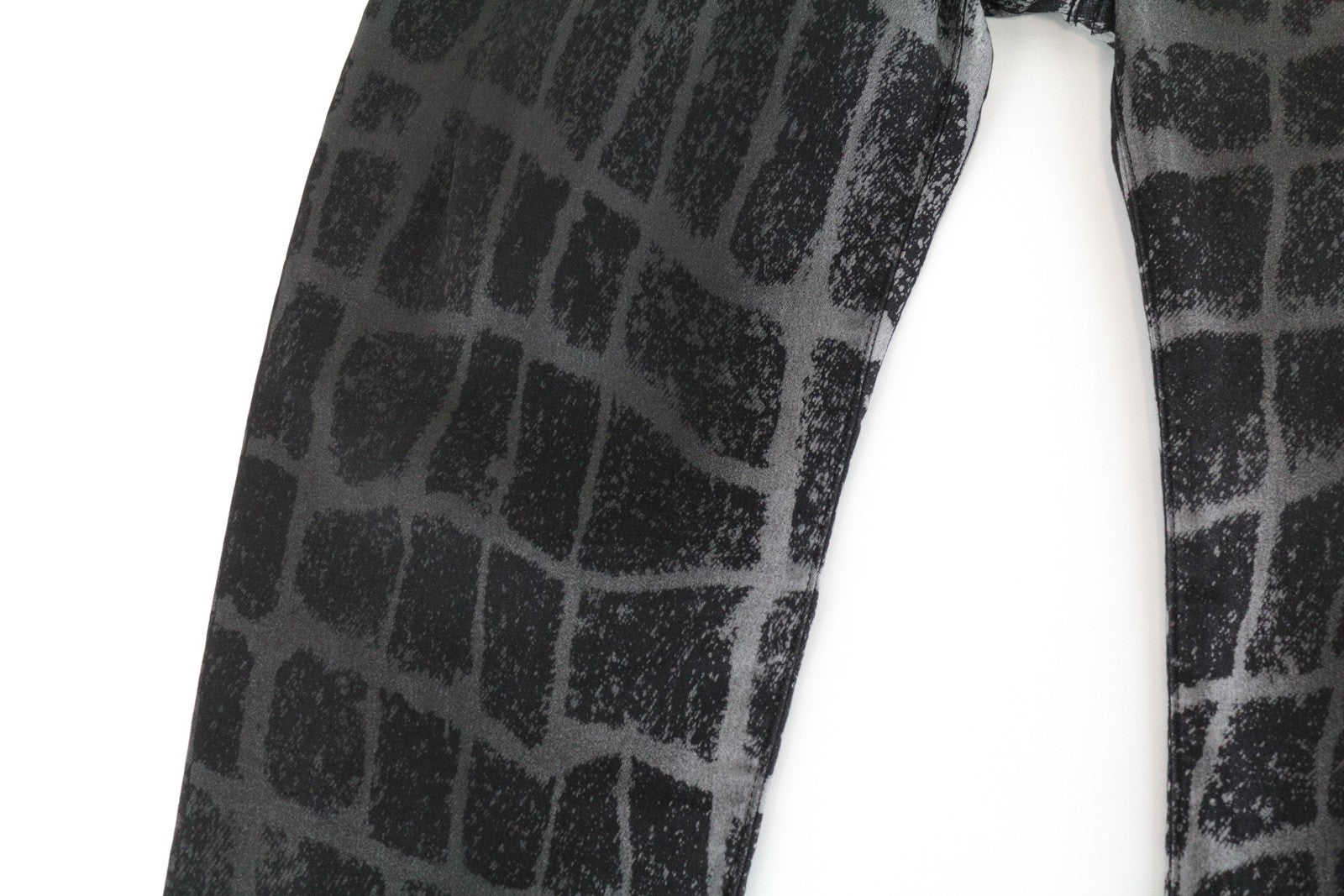 DIESEL D-Fayza-SP-NE 0094M moteriški džinsai W26 Jogg Sweat Low Boyfriend su juodu raštu 