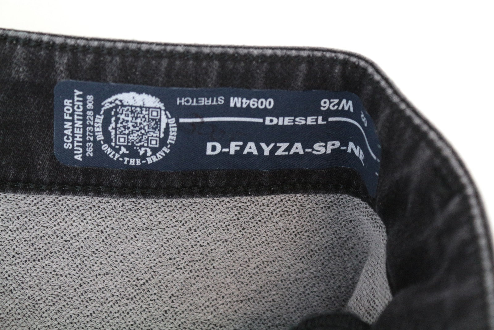 DIESEL D-Fayza-SP-NE 0094M moteriški džinsai W26 Jogg Sweat Low Boyfriend su juodu raštu 