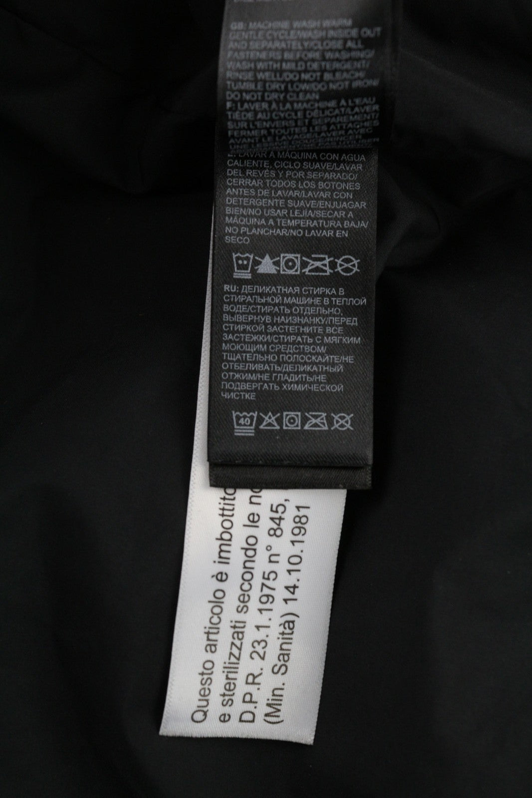 THE NORTH FACE NF0A4R3K moteriška striukė S juoda pūkinė paminkštinta ilga pūkinė striukė 