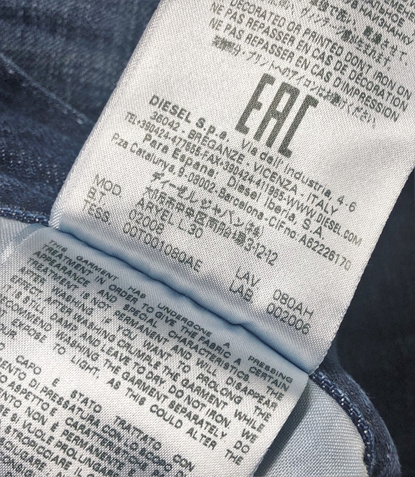 DIESEL Aryel 080AH moteriški džinsai W24/L30 Distress Straight Blue mergaitiškiems, netempiami 