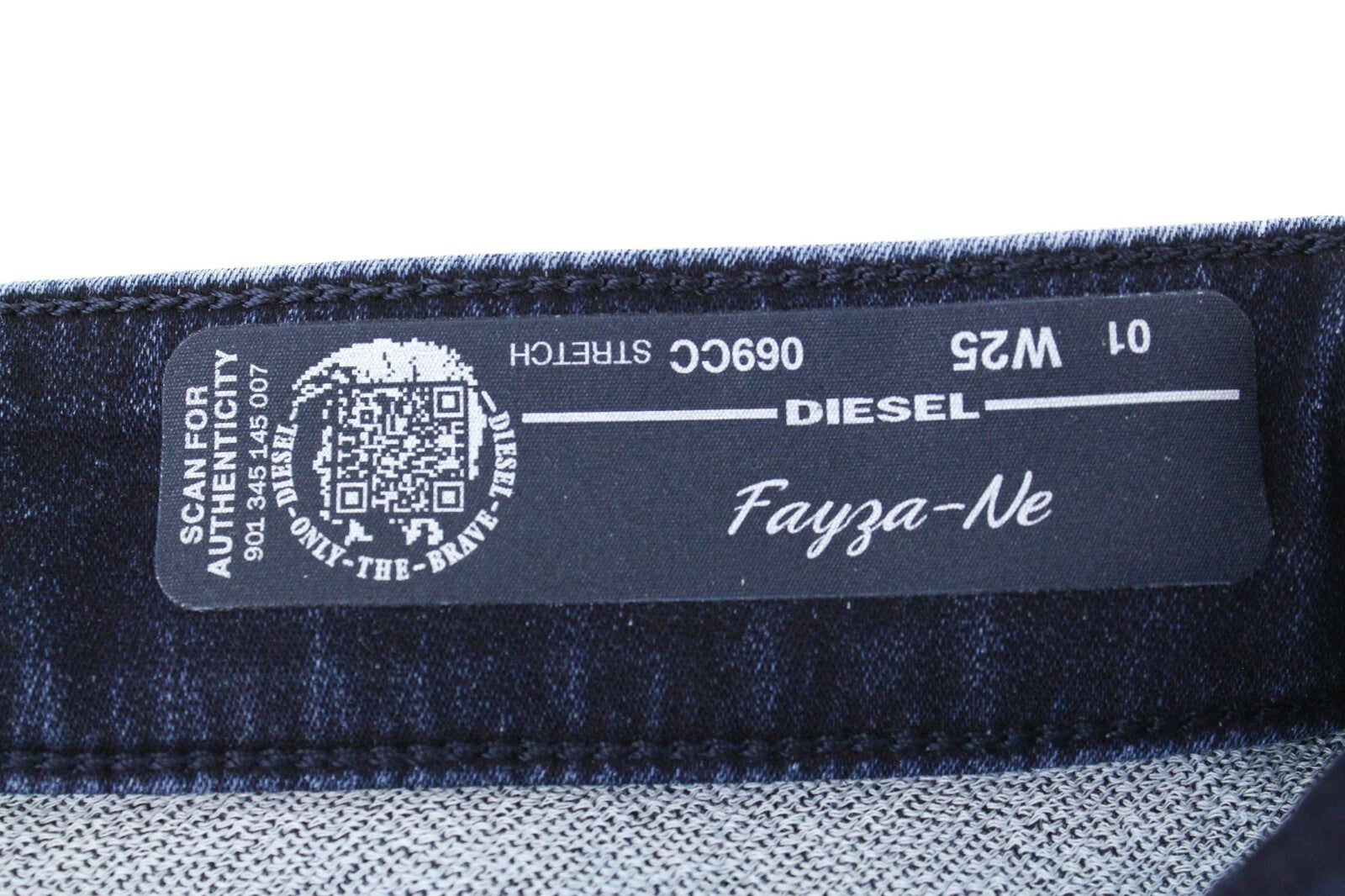 DIESEL Fayza-NE 069CC moteriški džinsai W25 Jogg Sweat Distress Boyfriend tamprūs mėlyni 