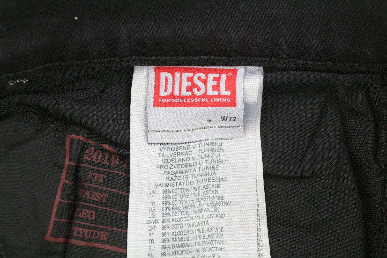 DIESEL 2019 D-Strukt 09F59 vyriški džinsai W32/L32 Slim Ripped skalbti RRP 250 € 