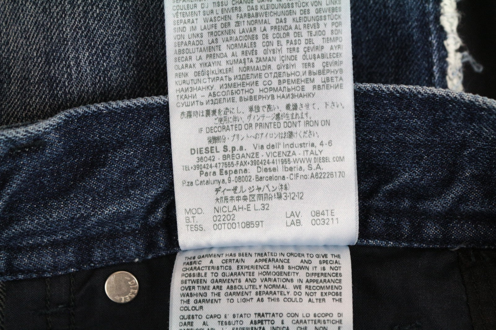 DIESEL Niclah-E 084TE moteriški džinsai W30/L32 tiesūs medvilniniai mėlyni skalbti džinsai 