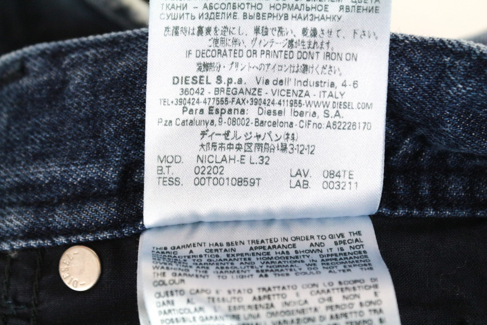 DIESEL Niclah-E 084TE moteriški džinsai W24/L32 tiesūs medvilniniai mėlyni skalbti mergaitėms 