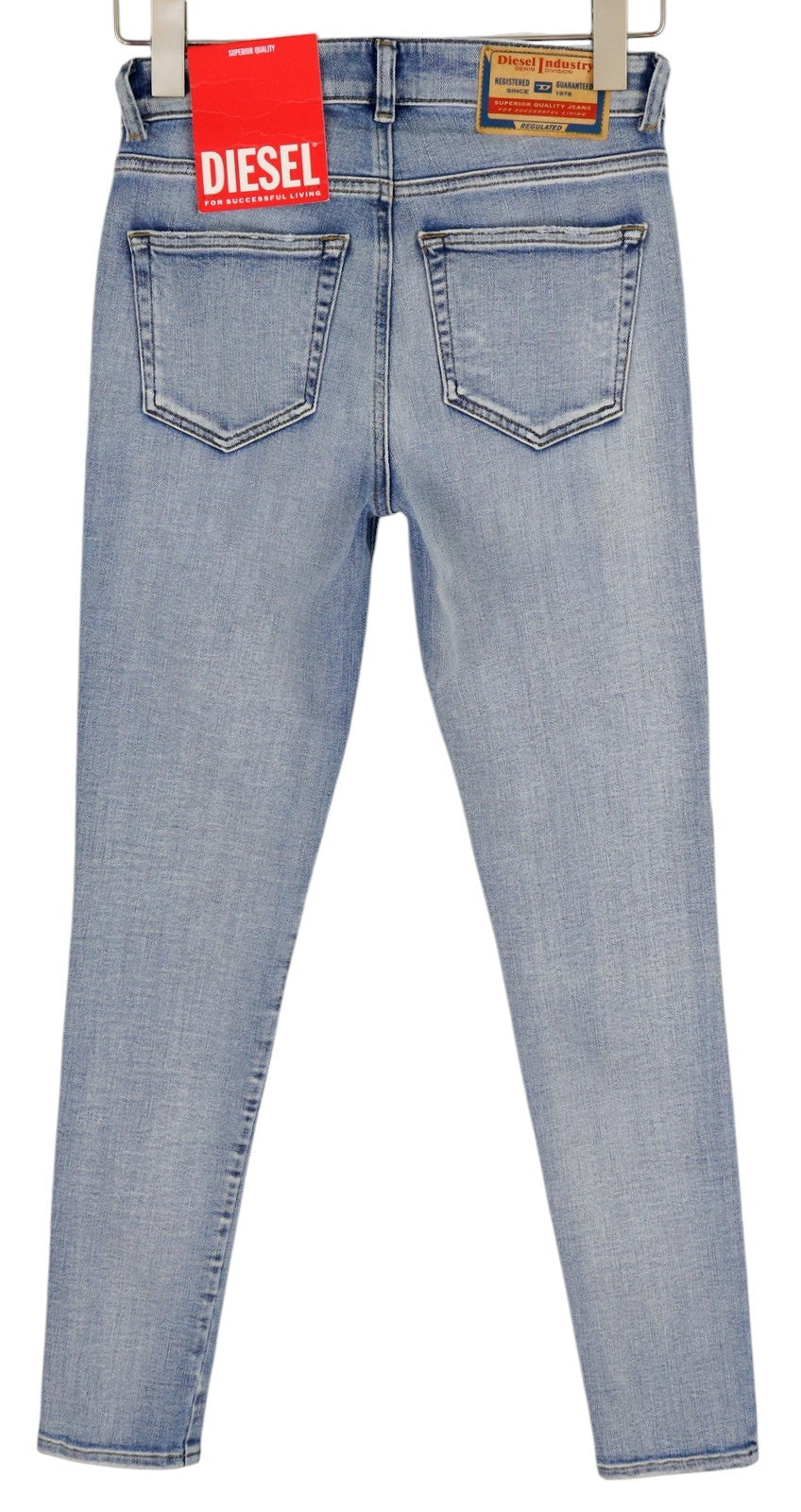 DIESEL 2017 Slandy 09B08 moteriški džinsai W26/L32 itin aptempti vidutinio juosmens, rekomenduojama kaina – 250 € 