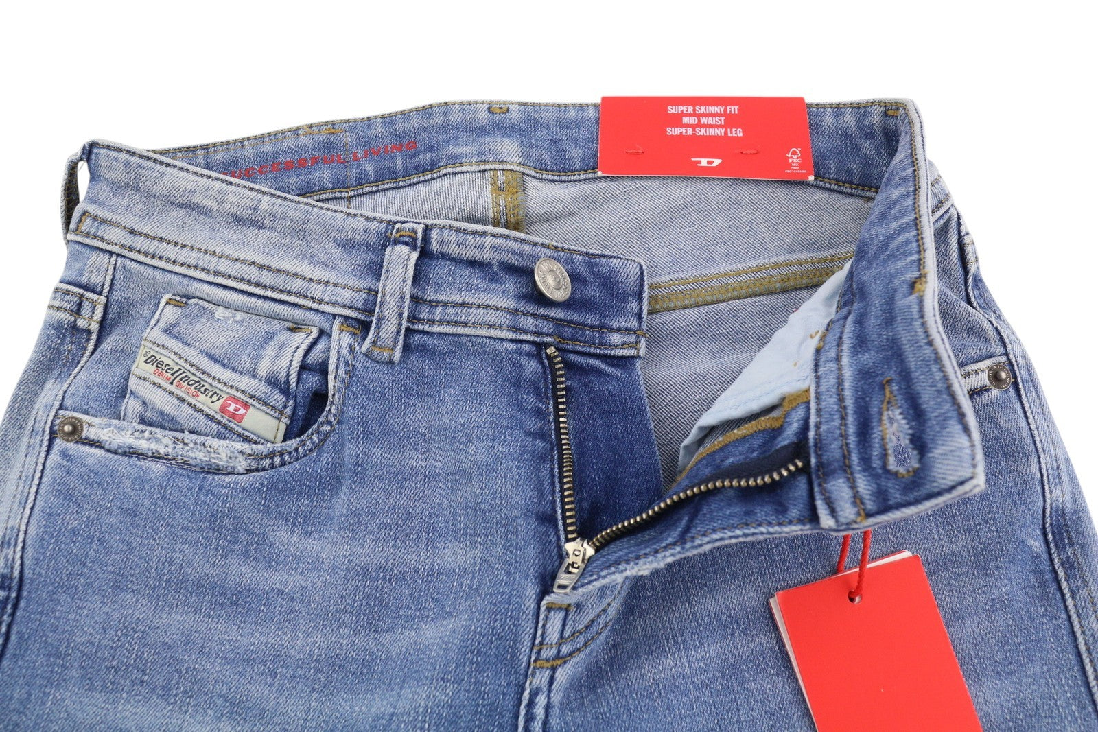 DIESEL 2017 Slandy 09B08 moteriški džinsai W26/L32 itin aptempti vidutinio juosmens, rekomenduojama kaina – 250 € 