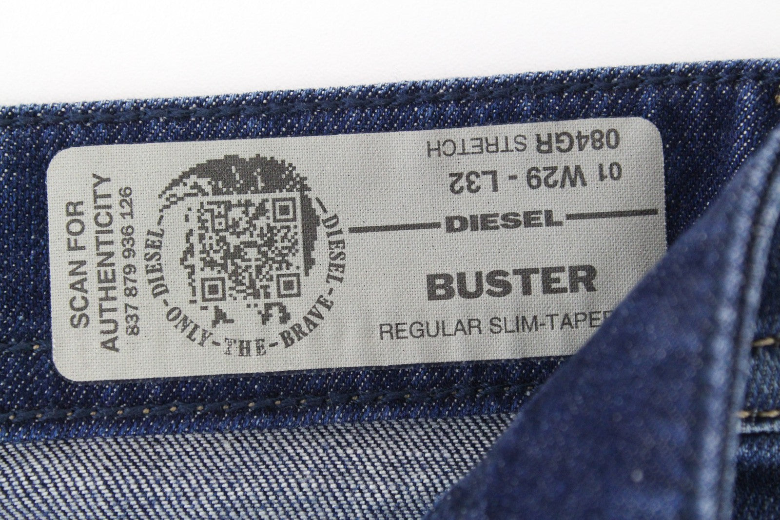 DIESEL Buster 084GR vyriški džinsai W29/L32 Slim Tapered Fit su sagomis ir mėlynais tampriais dryžiais 