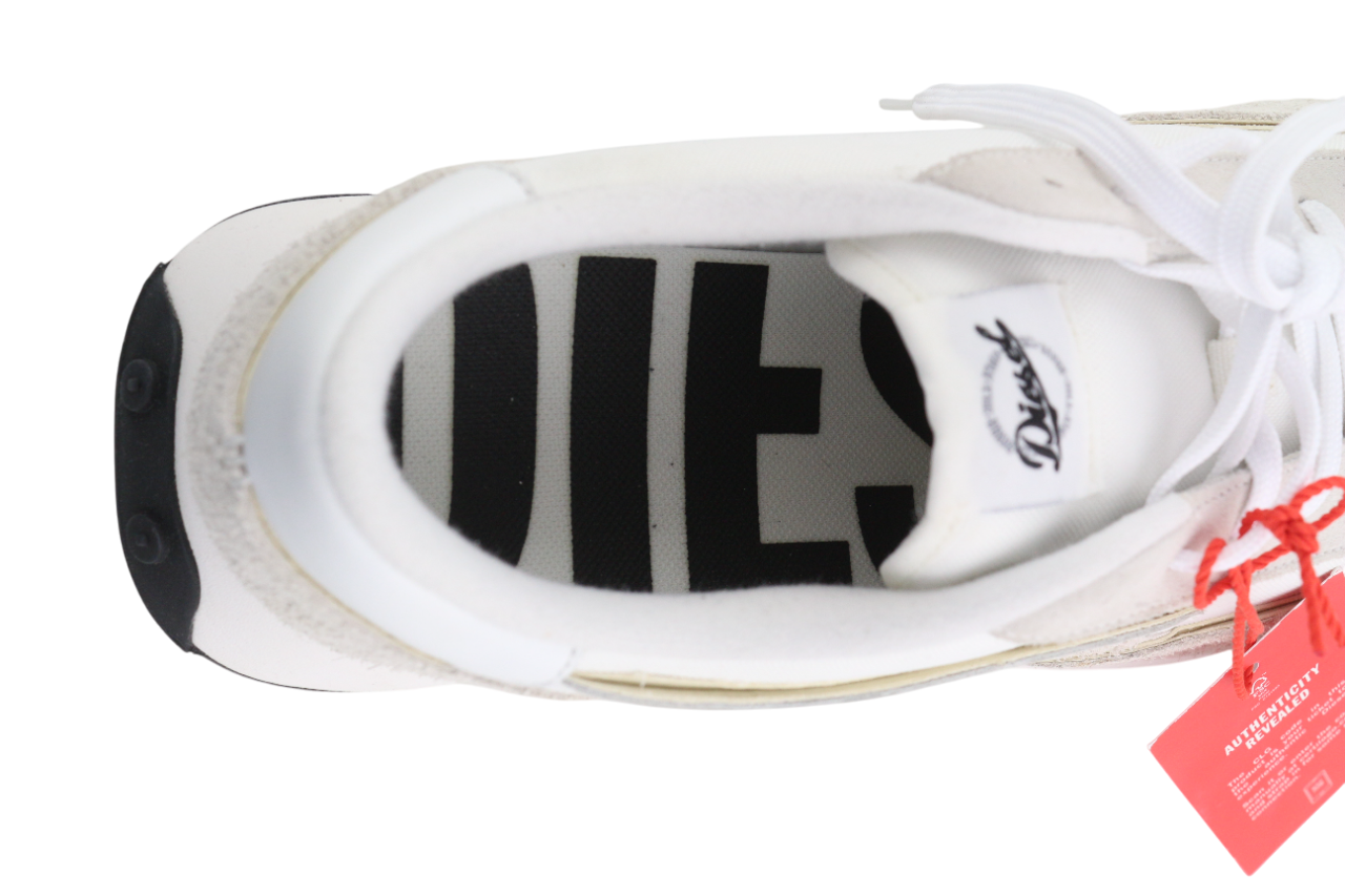 DIESEL S-Racer-Lc vyriški sportbačiai, 45 €, baltos odos, rekomenduojama mažmeninė kaina – 195 € 