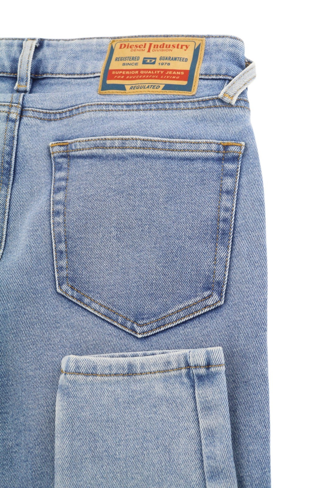 DIESEL 2018 Slandy Low 9B92S moteriški džinsai W26/L32 itin aptempti, žemo ūgio, rekomenduojama mažmeninė kaina – 160 € 