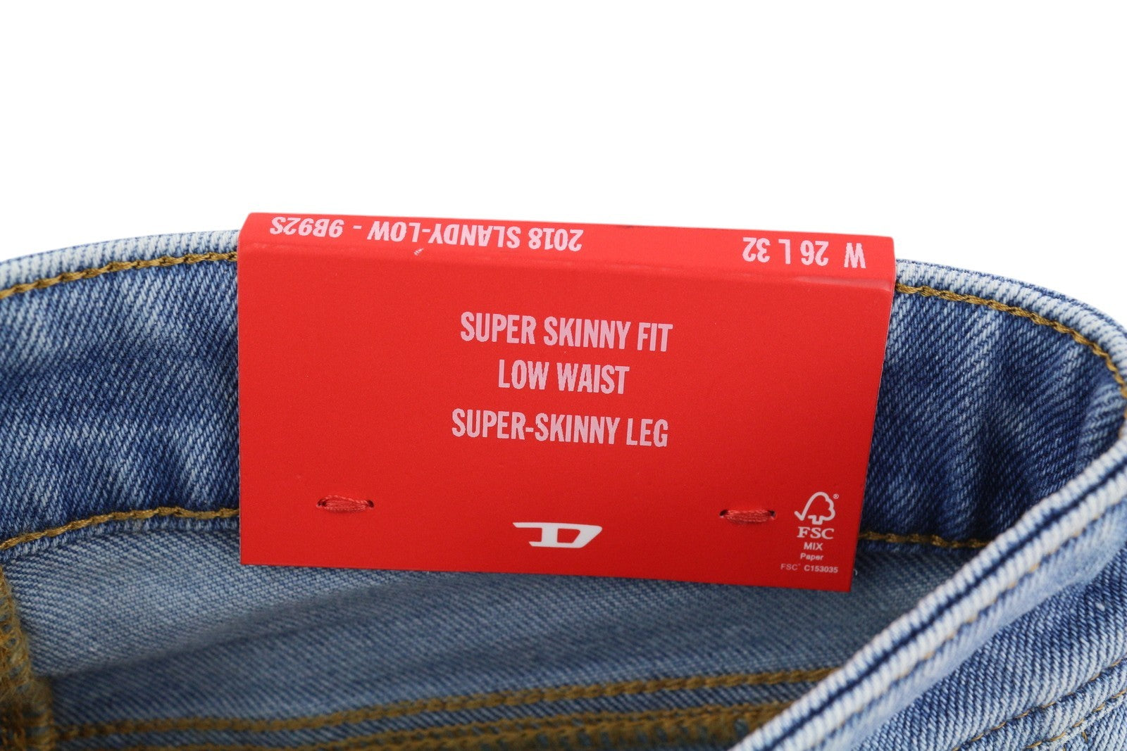 DIESEL 2018 Slandy Low 9B92S moteriški džinsai W26/L32 itin aptempti, žemo ūgio, rekomenduojama mažmeninė kaina – 160 € 