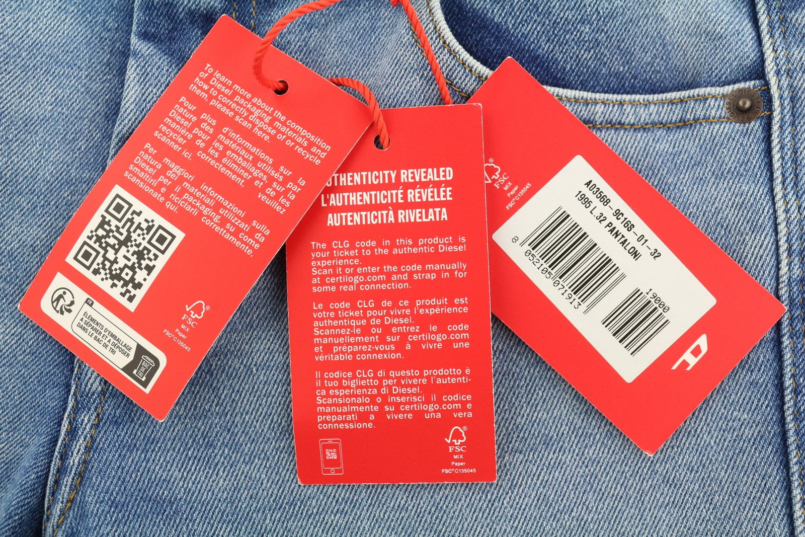 DIESEL 2018 Slandy Low 9B92S moteriški džinsai W26/L32 itin aptempti, žemo ūgio, rekomenduojama mažmeninė kaina – 160 € 