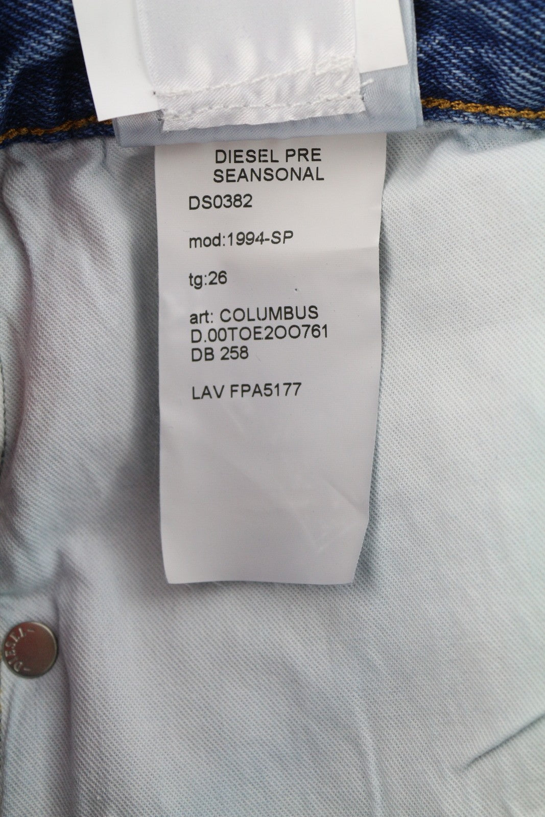 DIESEL 1994 0EIAZ moteriški džinsai W26/L32 ploni, tiesūs klešniai, aukštu juosmeniu, RRP140