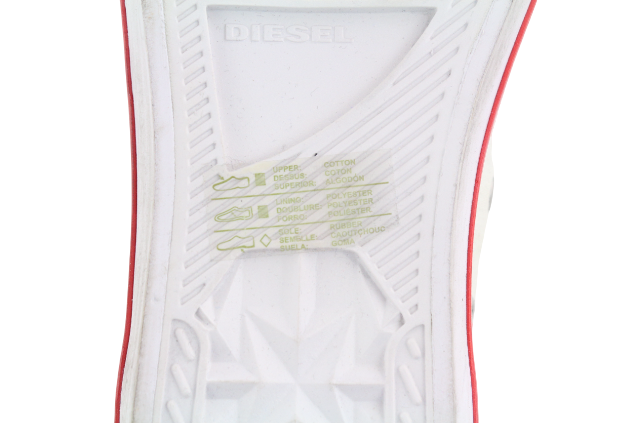 DIESEL S-Athos Mid moteriški sportbačiai, 39 €, balti, suvarstomi, migdolų spalvos, rekomenduojama kaina – 175 € 