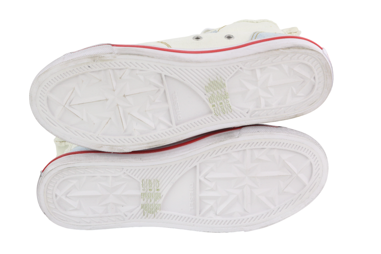 DIESEL S-Athos Mid moteriški sportbačiai, 39 €, balti, suvarstomi, migdolų spalvos, rekomenduojama kaina – 175 € 