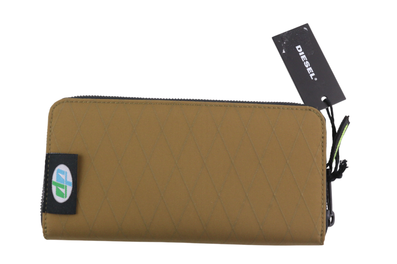 DIESEL moteriška piniginė su 24 kišenėmis, vieno dydžio, ruda, užsegama užtrauktuku, visiems metų laikams. 