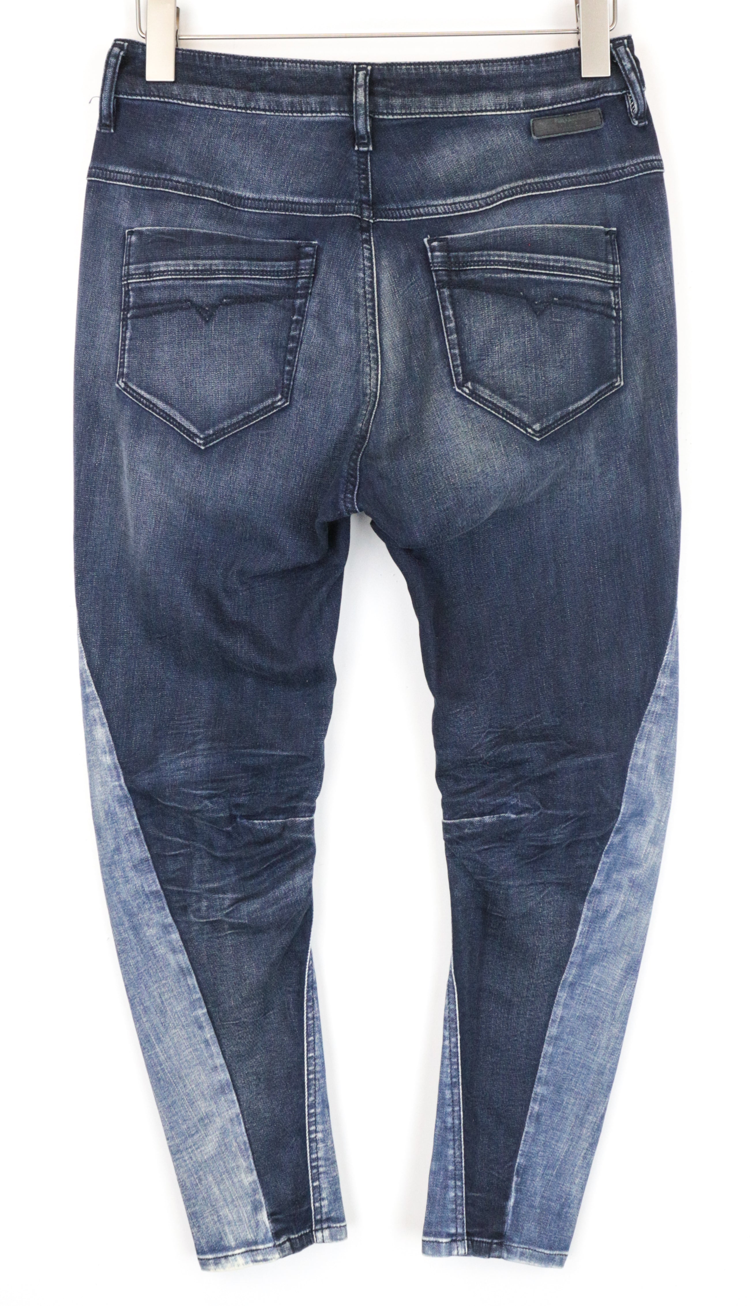 DIESEL Fayza-NE 0667A W25 Boyfriend Fit moteriški skalbti jogg džinsai 