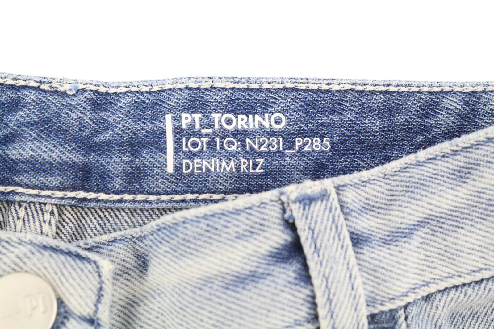 PT TORINO moteriški džinsai W30 mėlyni, skalbti, nebaigti apvadai, platūs klešnės ir užtrauktukai iki kulkšnies 