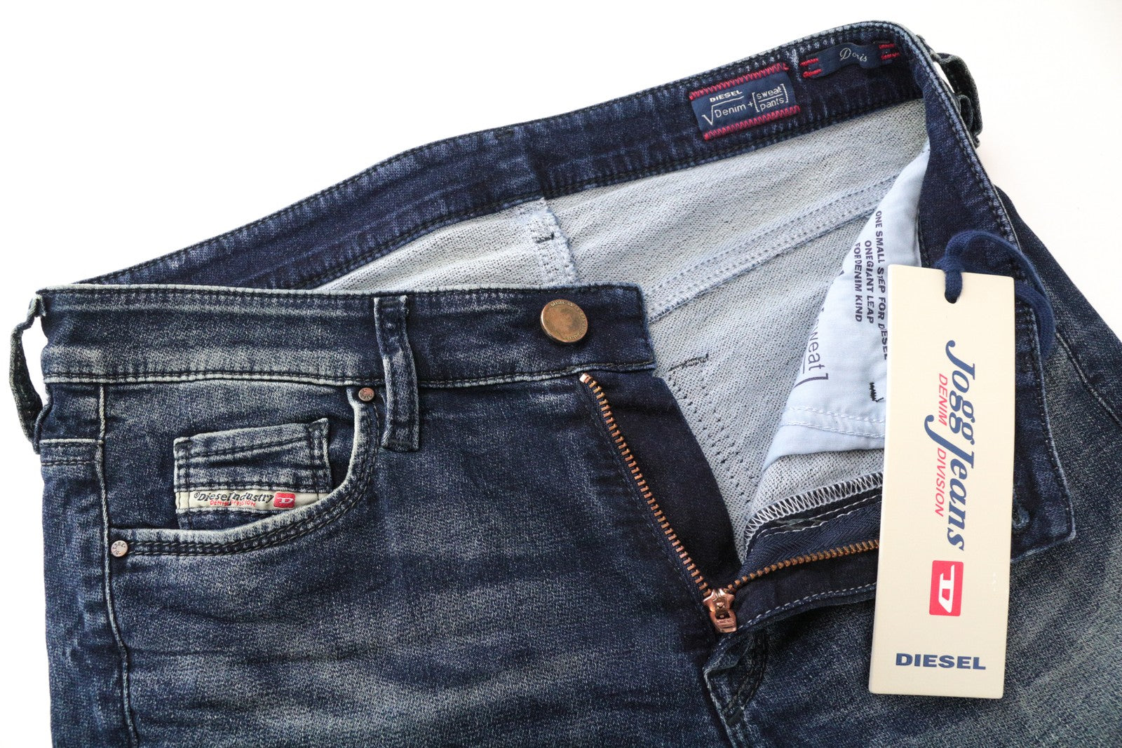 DIESEL Doris-NE 0601L W27 moteriškos plonos mėlynos medvilninės jogg džinsinės kelnės 