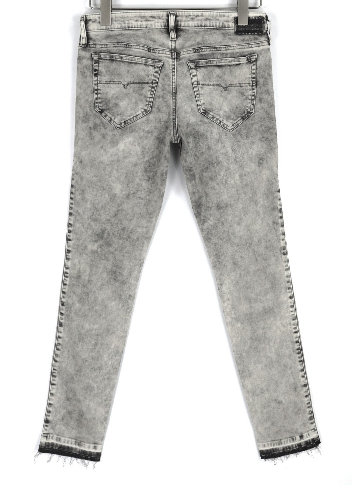 DIESEL Skinzee Low-C 0679C moteriški džinsai W30/L32 Super Slim Skinny Waist pilki 