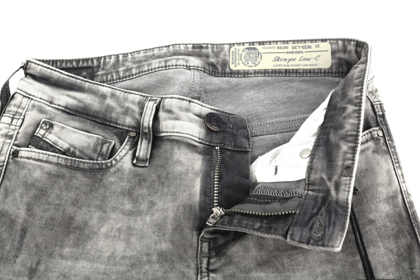 DIESEL Skinzee Low-C 0679C moteriški džinsai W30/L32 Super Slim Skinny Waist pilki 