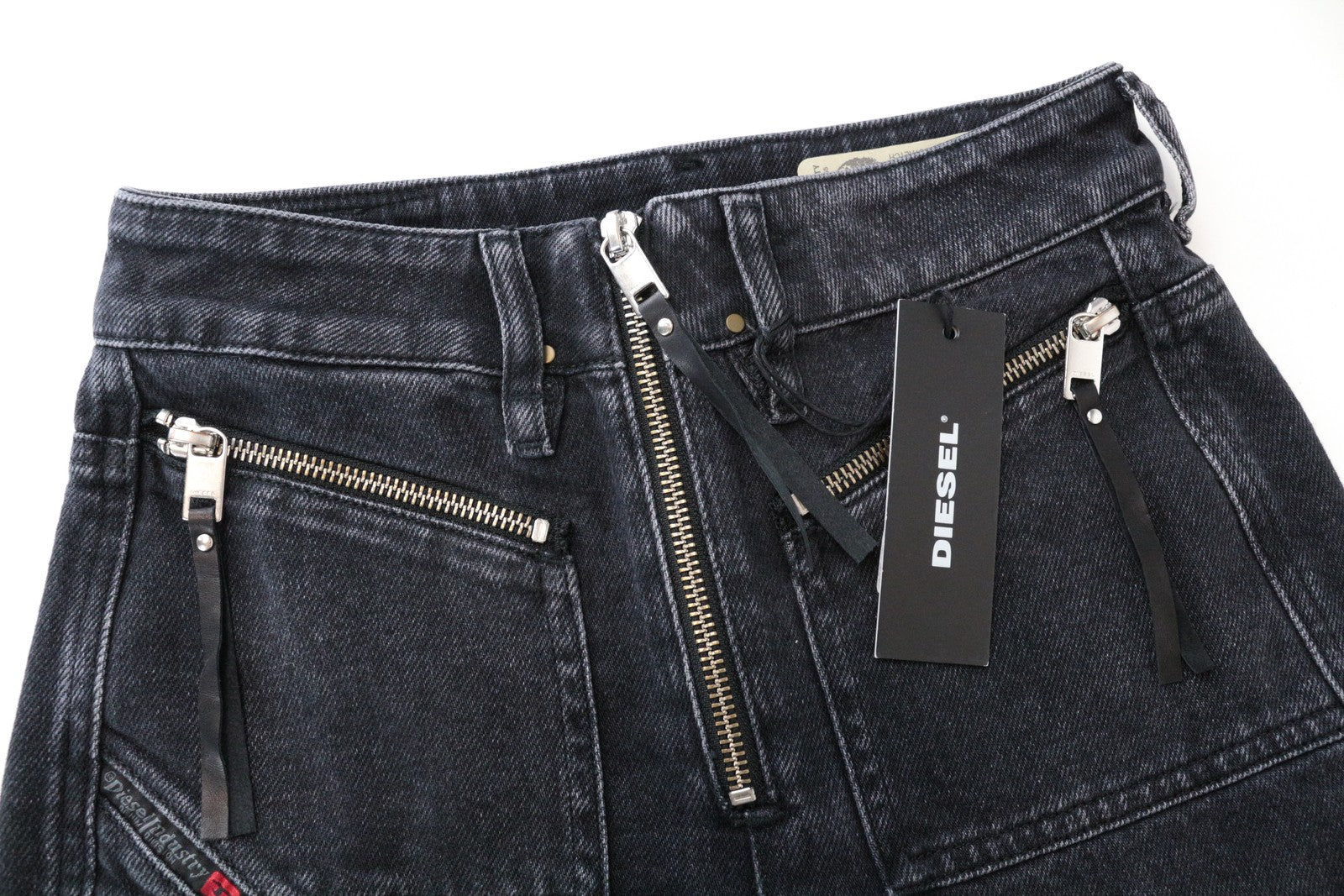 DIESEL D-Earlie 080AP W24/L32 mergaitiški ploni skalbti juodi tamprūs džinsai 