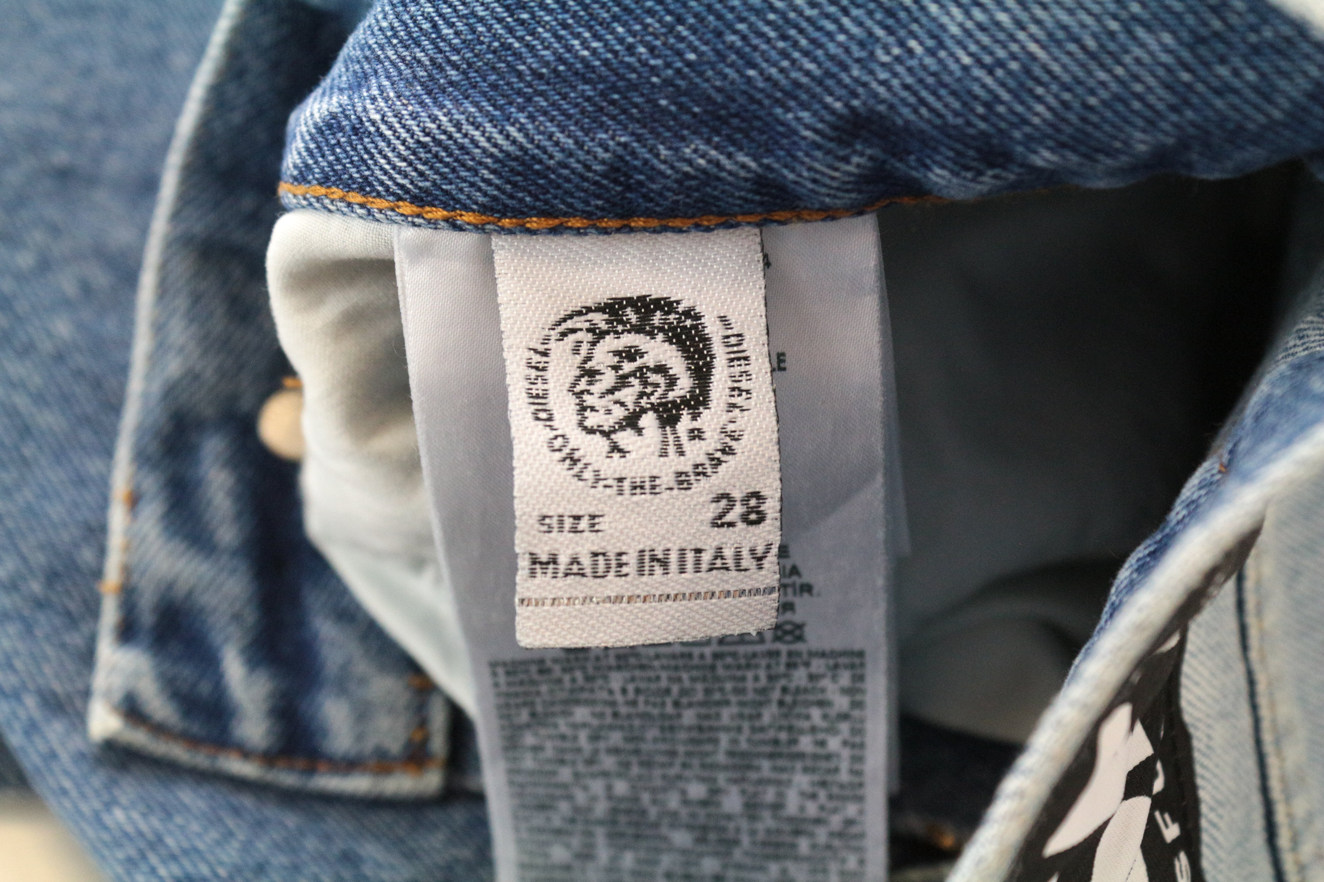 DIESEL Widee 0077V W28/L32 grynos medvilnės mėlyni skalbti tiesūs džinsai 