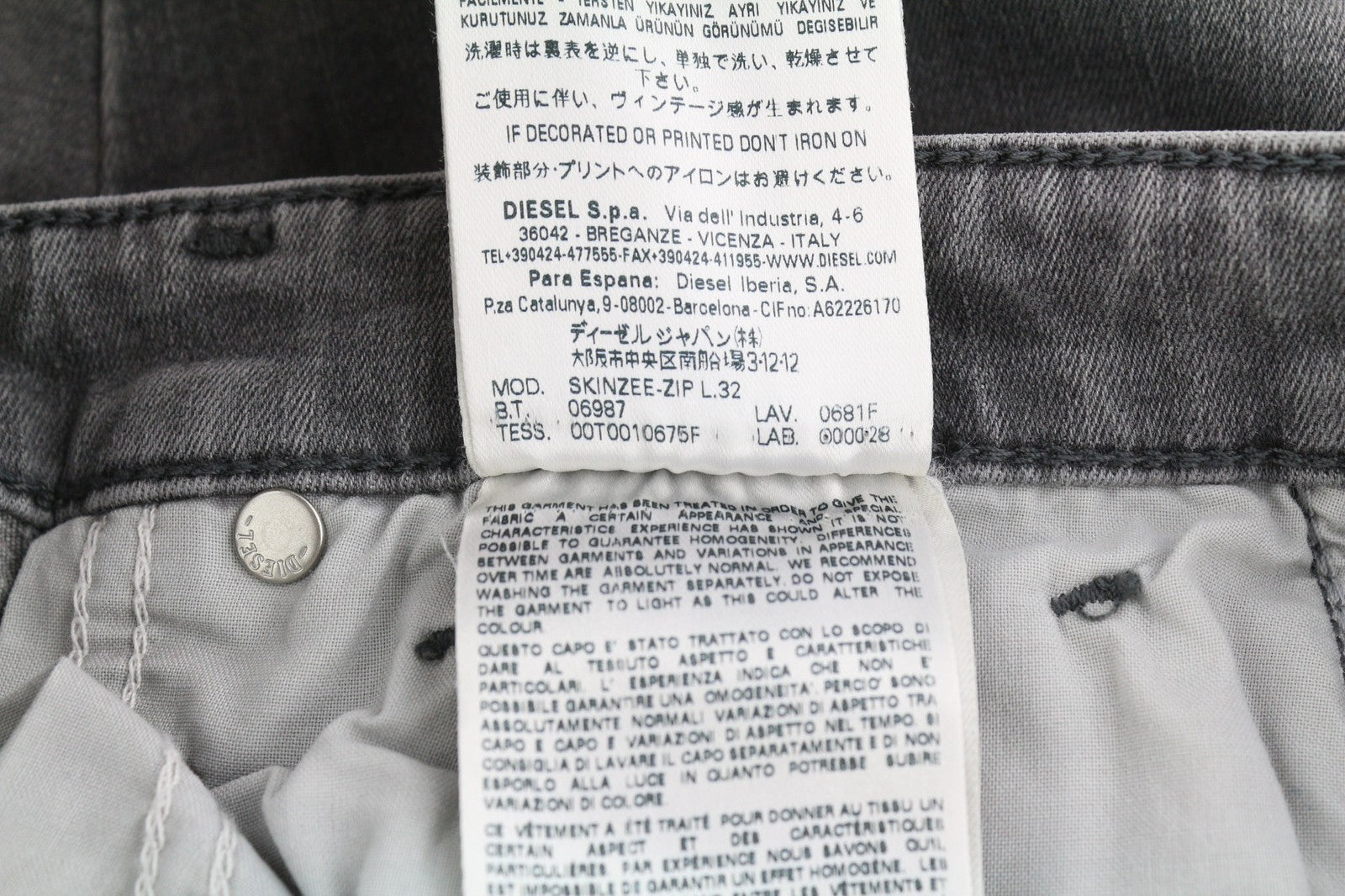 DIESEL Skinzee-Zip 0681F moteriški džinsai W26/L32 Super Slim Skinny RRP 180 € 