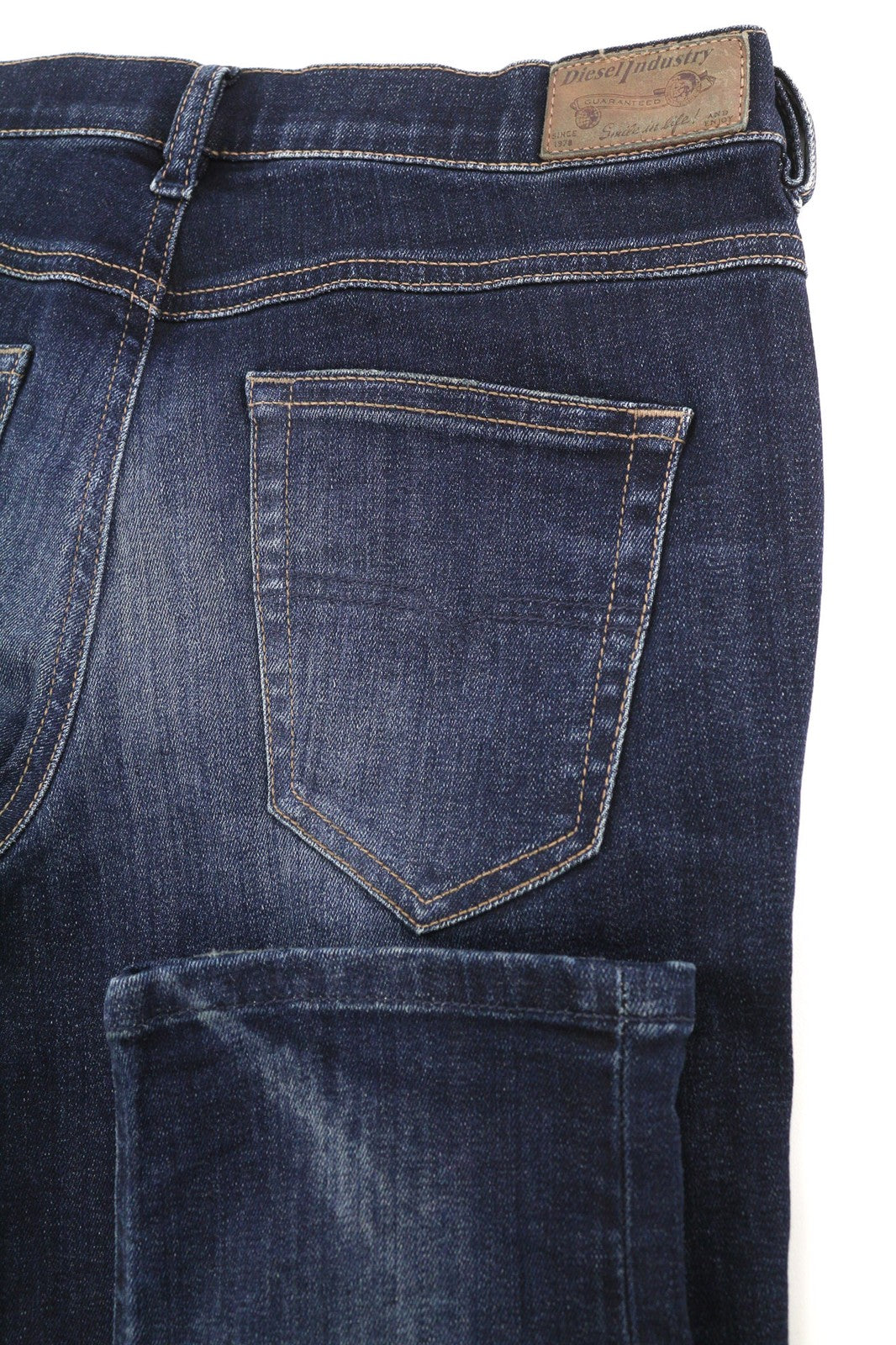 DIESEL Belthy-Ankle 0854T moteriški džinsai, W24, RRP 230 €, ploni, tiesūs, žemu juosmeniu, mėlyni. 