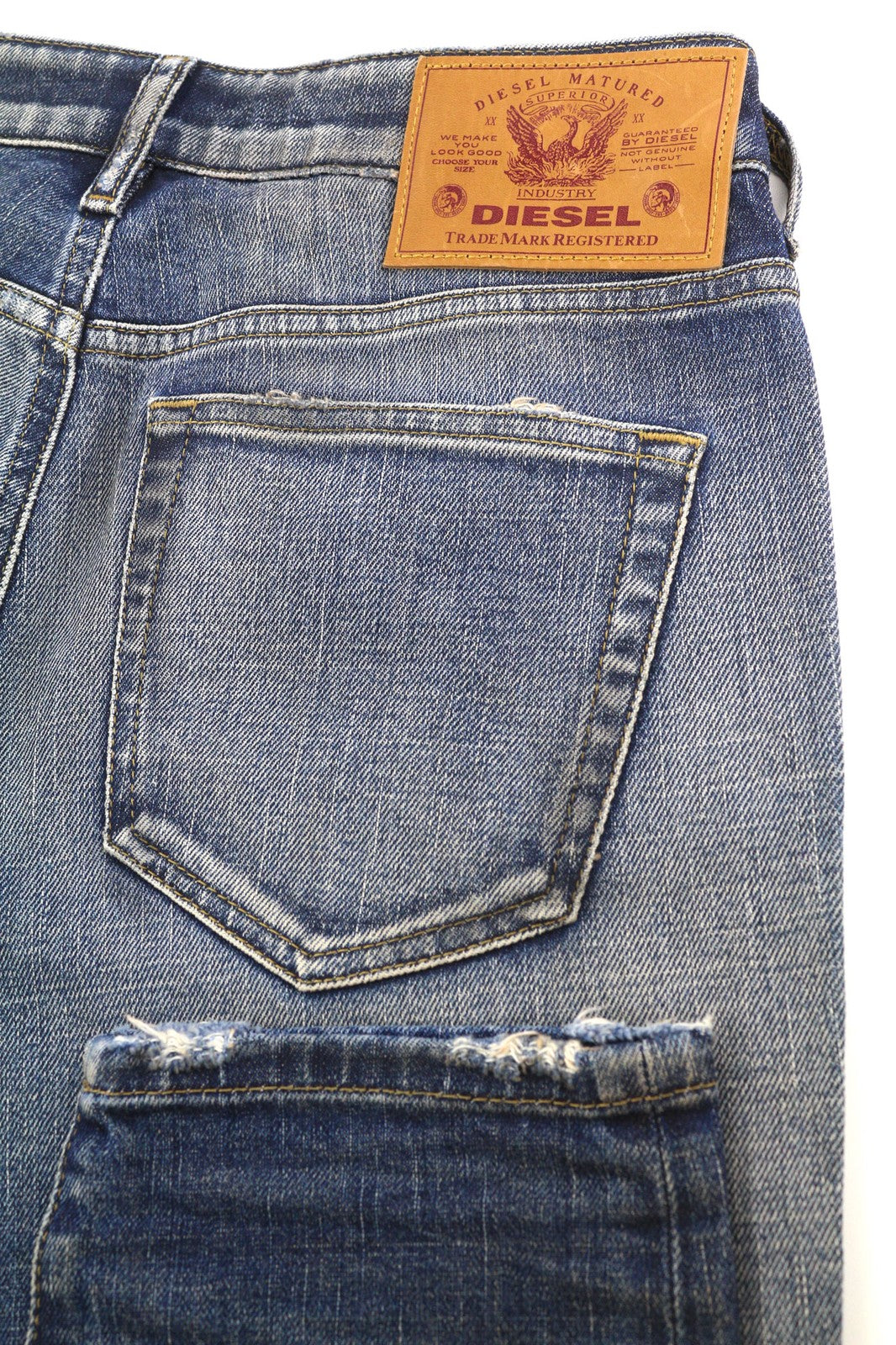 DIESEL D-Joy Z9A05 moteriški džinsai W27/L32 Slim Regular Waist Tamprūs, mėlyni RRP 195 € 