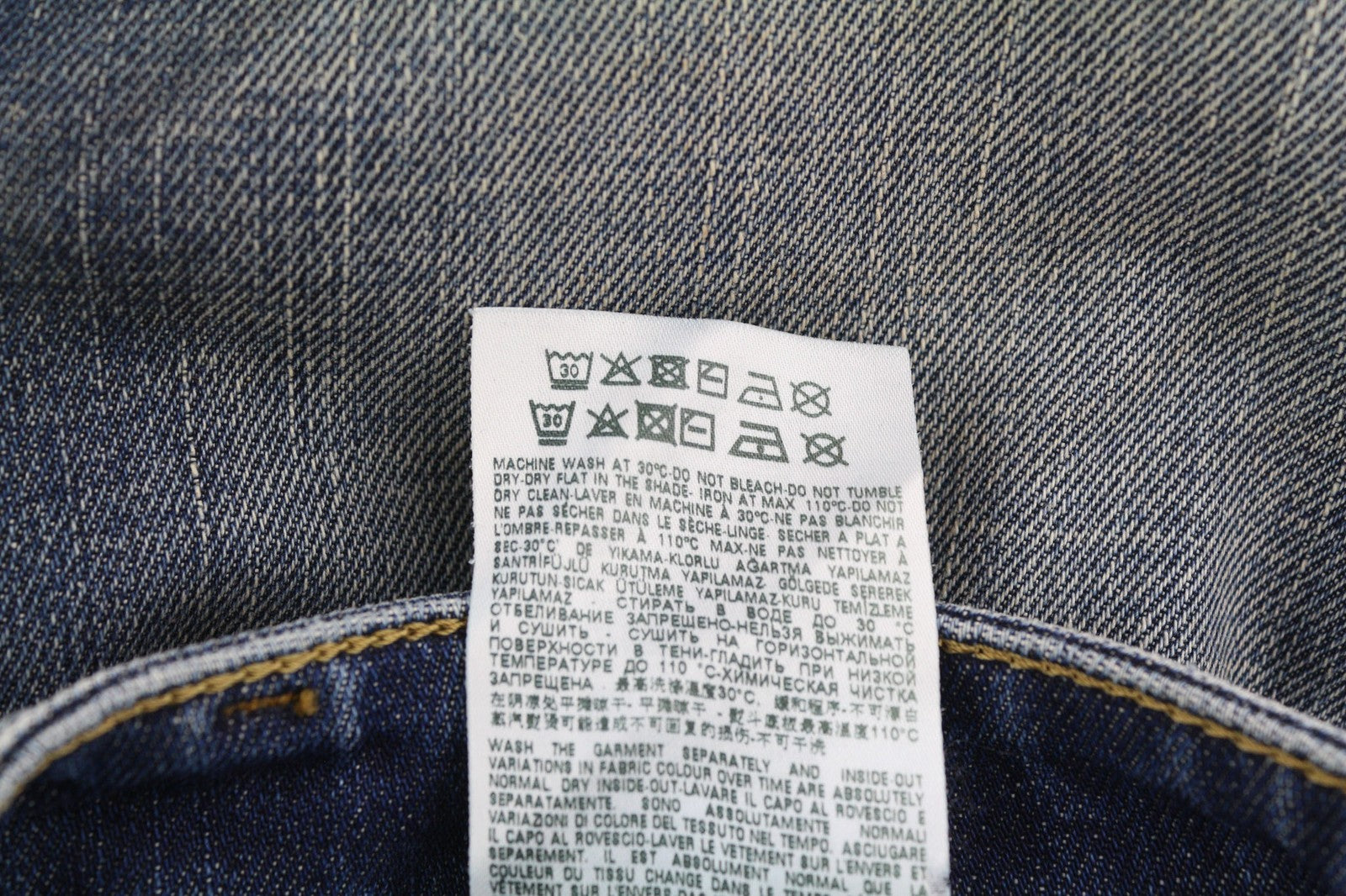 DIESEL D-Joy Z9A05 moteriški džinsai W26/L32 Slim Regular Waist, tamprūs, skalbti. RMK 195 €. 