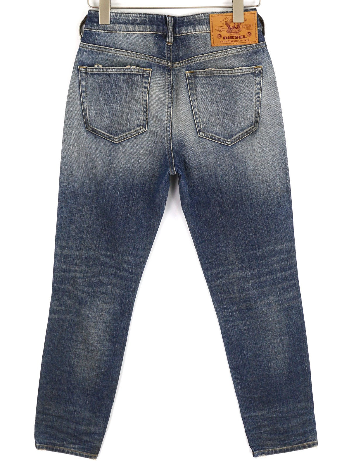 DIESEL D-Joy Z9A05 moteriški džinsai W26/L32 Slim Regular Waist, tamprūs, skalbti. RMK 195 €. 