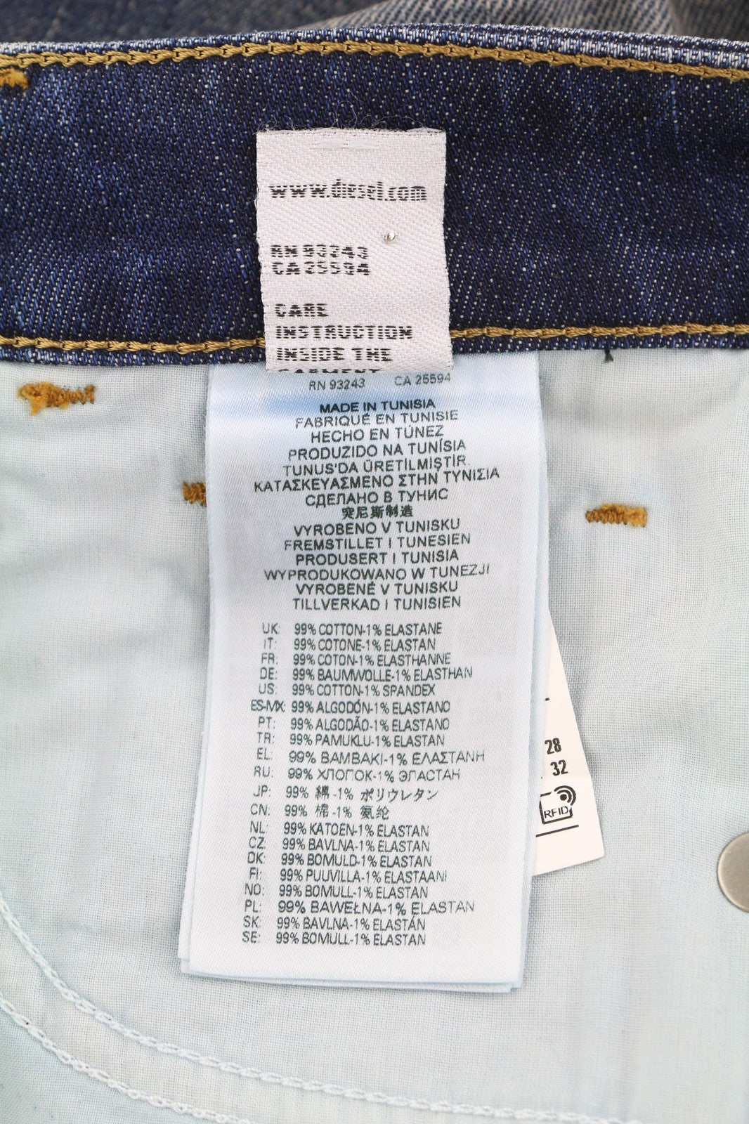 DIESEL D-Joy Z9A05 moteriški džinsai W28/L32 Slim Regular Waist Tamprūs, skalbtos mėlynos spalvos 