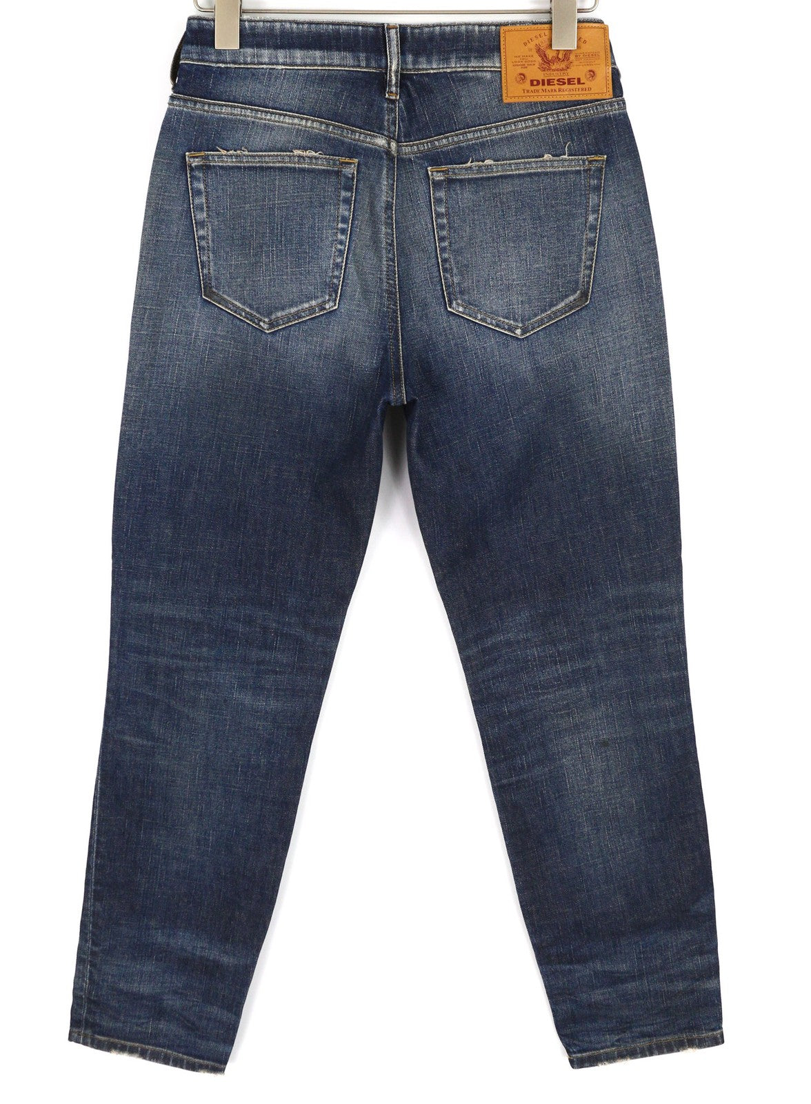 DIESEL D-Joy Z9A05 moteriški džinsai W28/L32 Slim Regular Waist Tamprūs, skalbtos mėlynos spalvos 